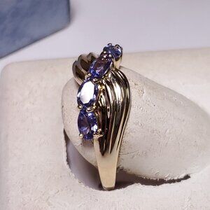 Estate 1.0ctw Natural 5 Oval Tanzanite criss cross 14Kt Y/Gold S-11.25 Ring23839